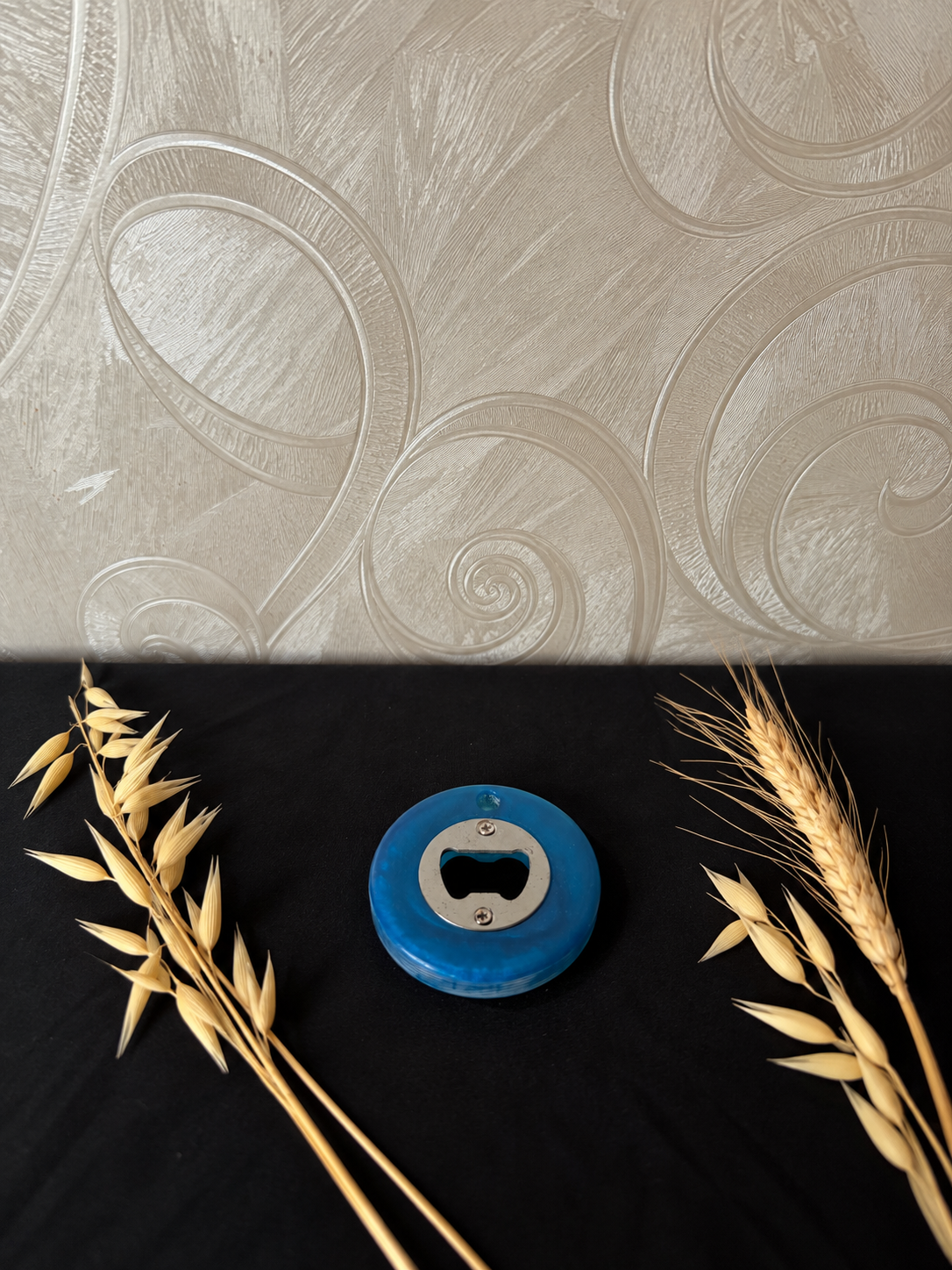 Décapsuleur rond bleu