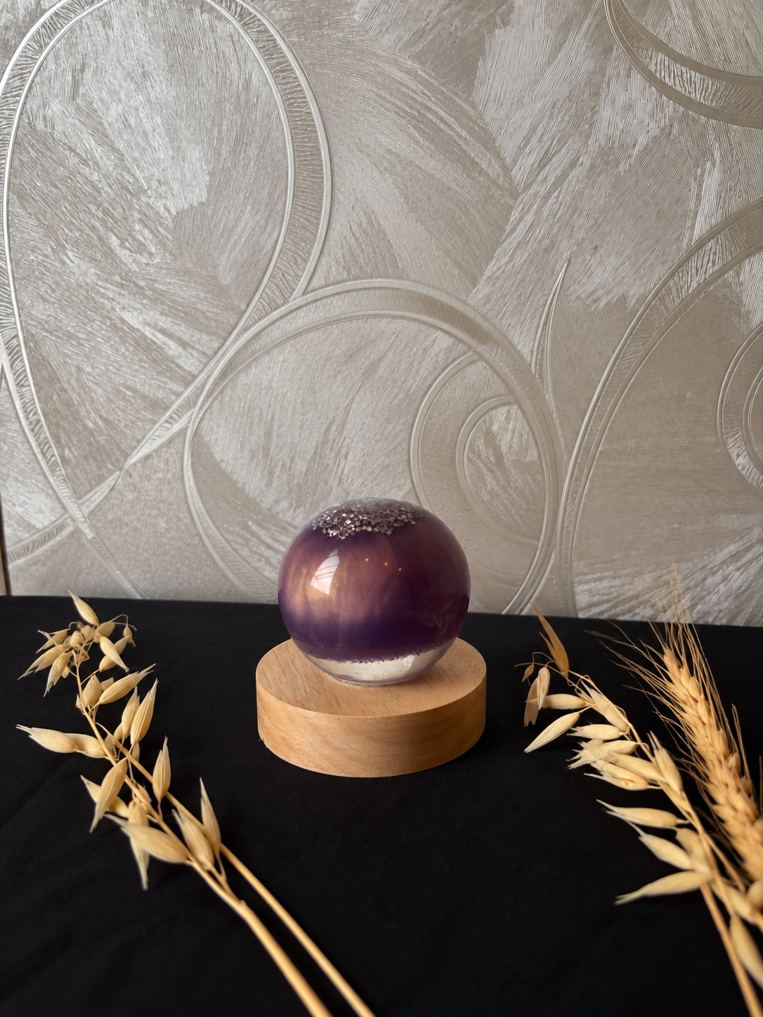 Lampe LED violette pailletée